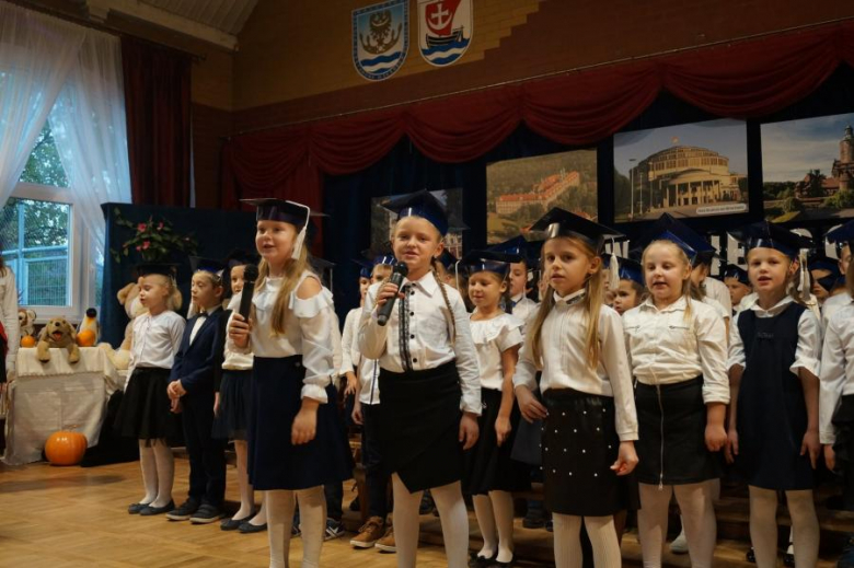 Pasowanie na ucznia pierwszej klasy w Malczycach