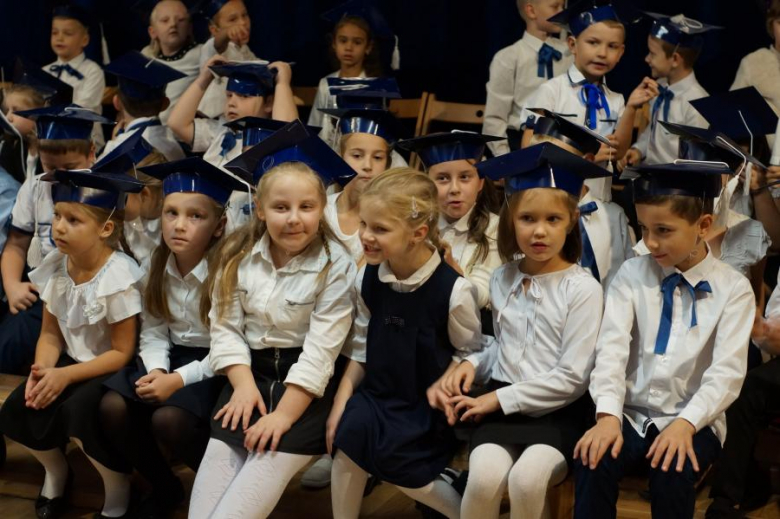 Pasowanie na ucznia pierwszej klasy w Malczycach