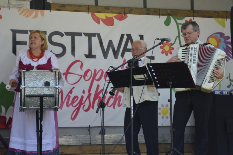 Festiwal Kół Gospodyń Wiejskich w Mazurowicach