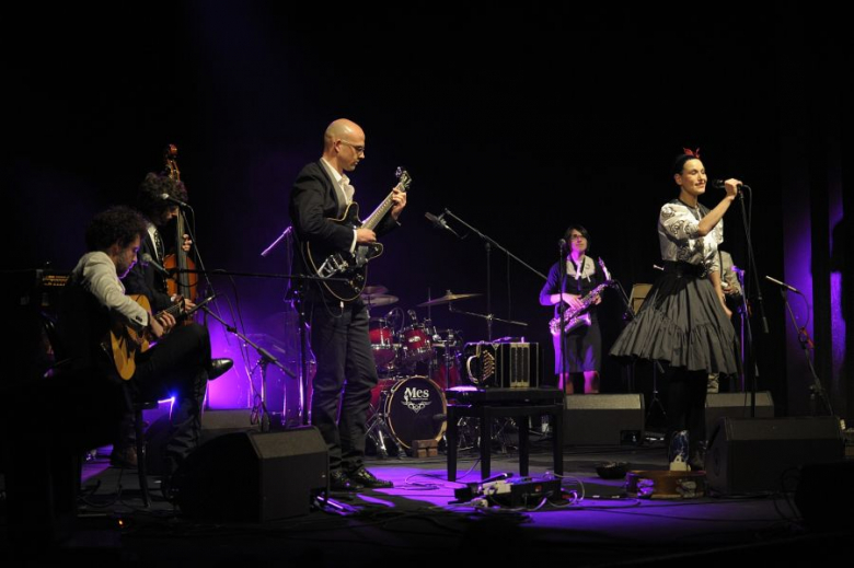 Giulia y los Tellarini z Vicky Cristina Barcelona