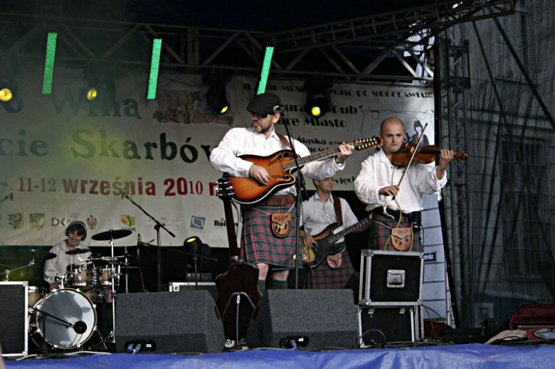 STONEHENGE - energetyczna muzyka