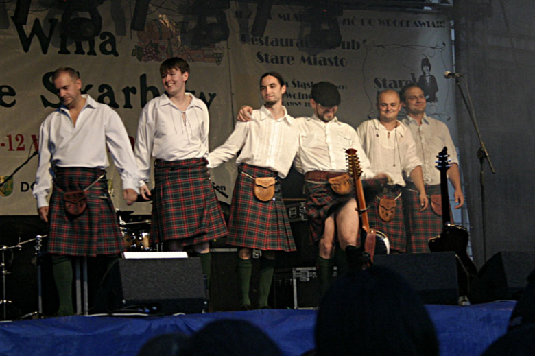 STONEHENGE - energetyczna muzyka