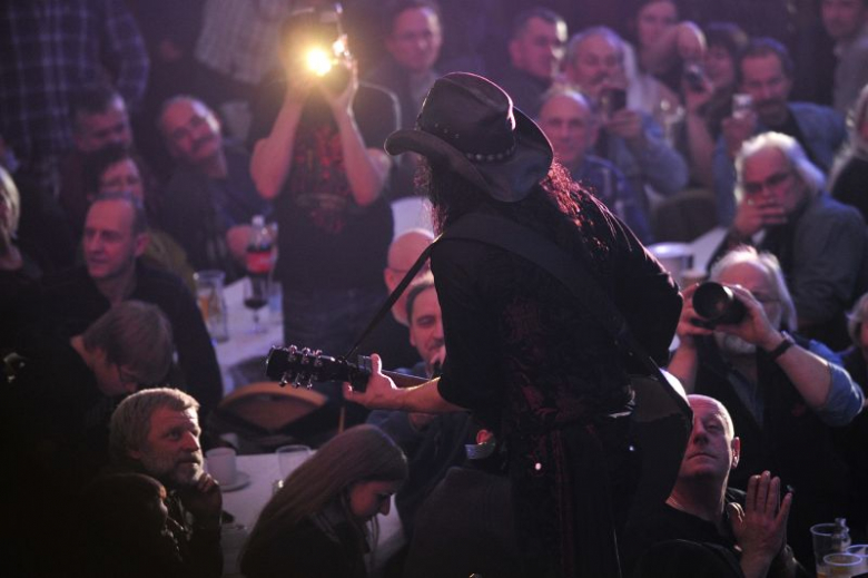 Eric Sardinas & Big Motor w Starym Domu