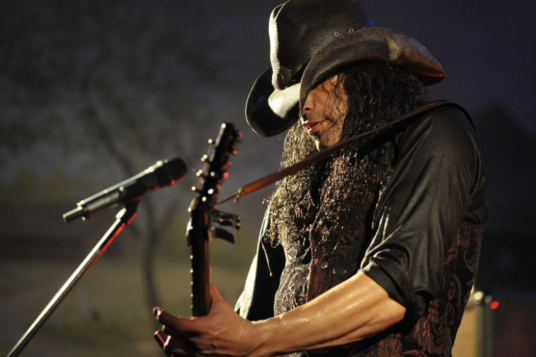 Eric Sardinas & Big Motor w Starym Domu