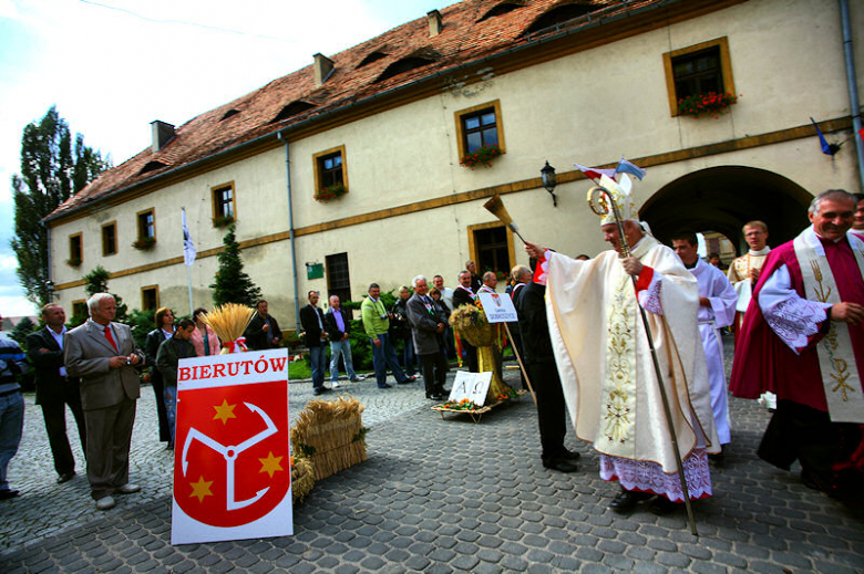 Dożynki Wojewódzkie w Kamieńcu Ząbkowickim