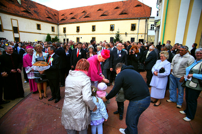 Dożynki Wojewódzkie w Kamieńcu Ząbkowickim