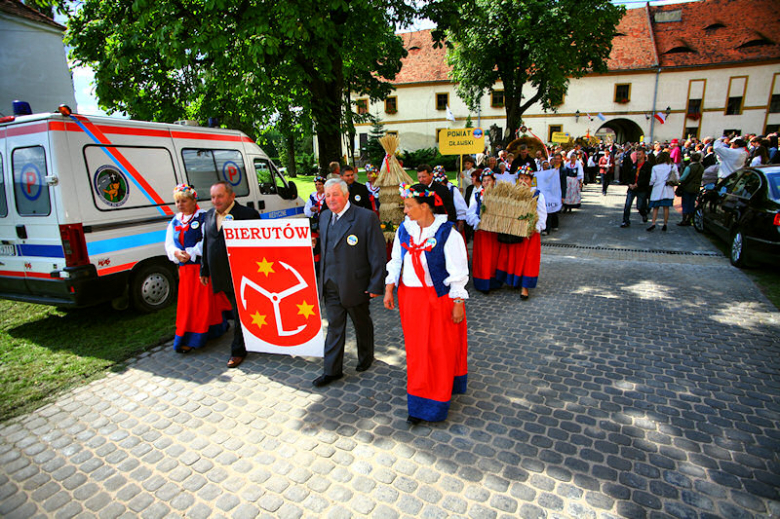 Dożynki Wojewódzkie w Kamieńcu Ząbkowickim