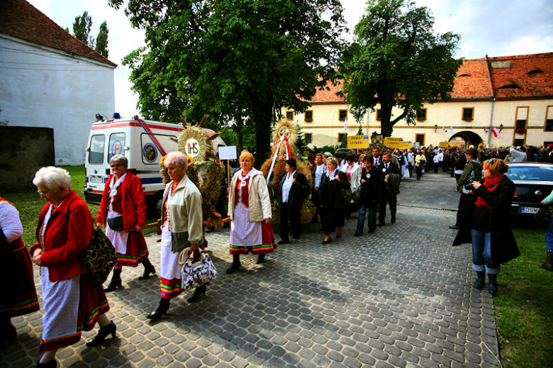 Dożynki Wojewódzkie w Kamieńcu Ząbkowickim