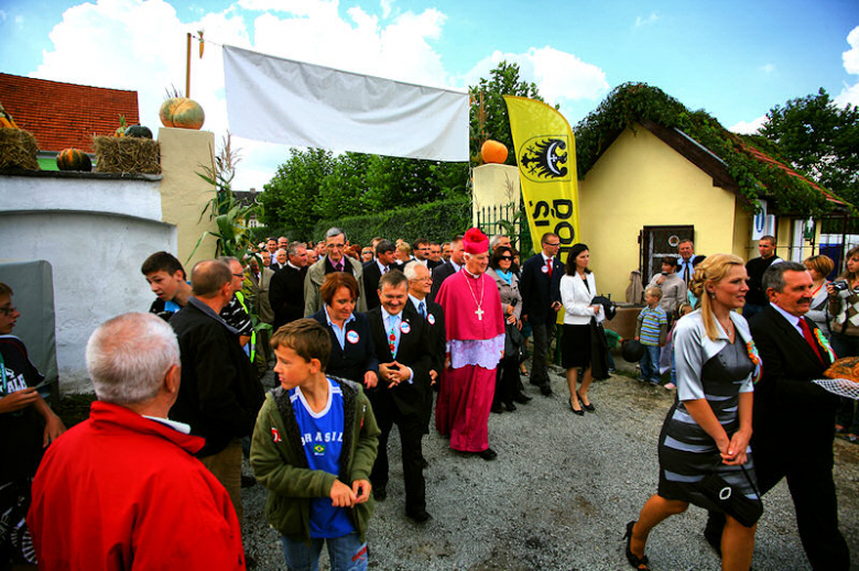 Dożynki Wojewódzkie i Diecezjalne w Kamieńcu Ząbkowickim