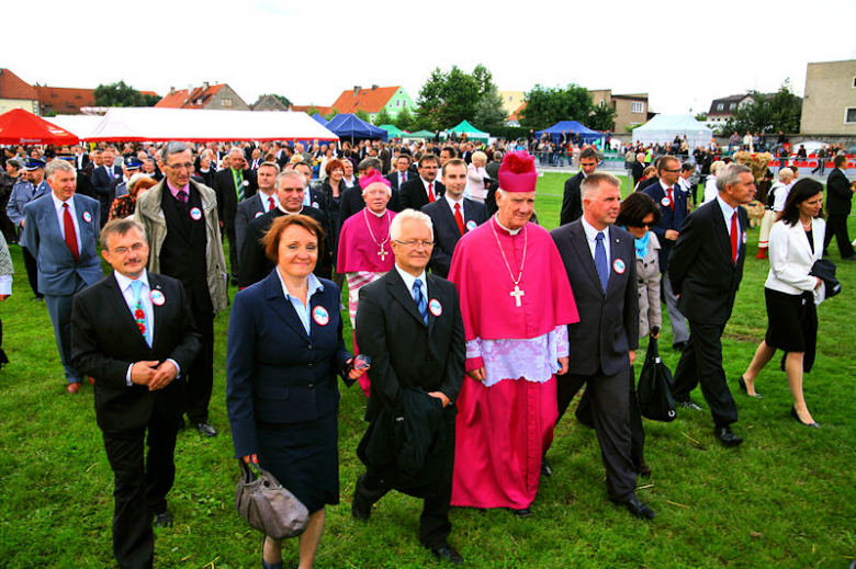 Dożynki Wojewódzkie i Diecezjalne w Kamieńcu Ząbkowickim