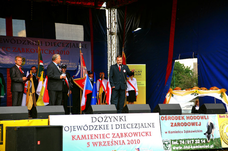 Dożynki Wojewódzkie i Diecezjalne w Kamieńcu Ząbkowickim