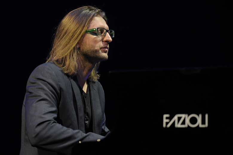 Komeda Leszka Możdżera