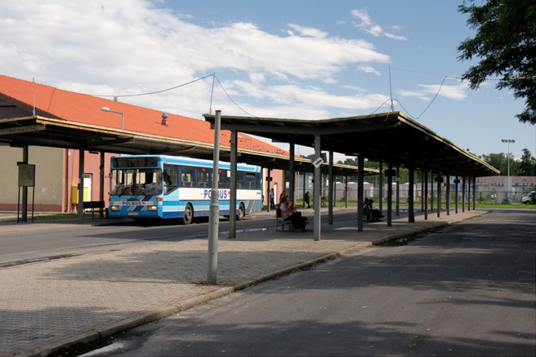 Budowa dworca w Środzie Śląskiej