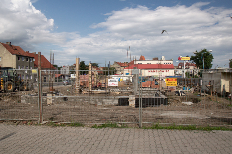 Budowa dworca w Środzie Śląskiej