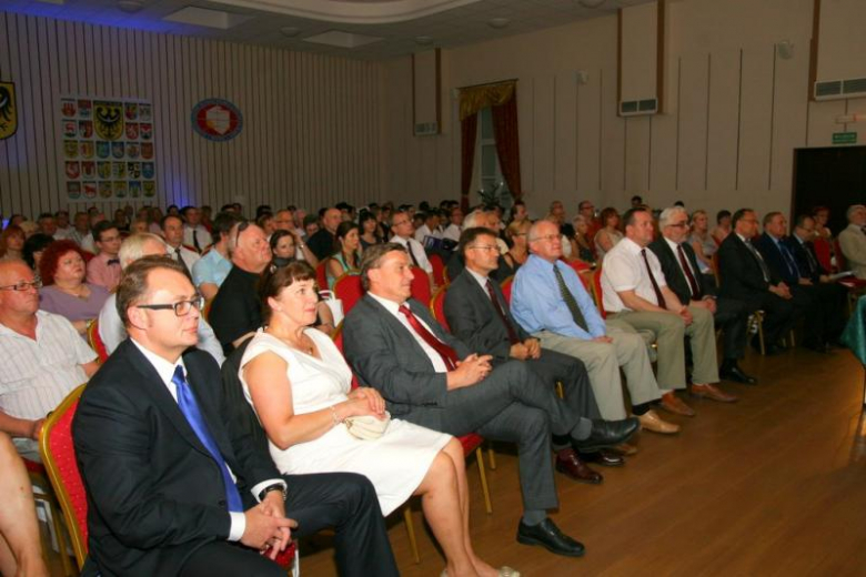 Rozdanie wyróżnień w Gminnym Ośrodku Kultury w Kątach Wrocławskich