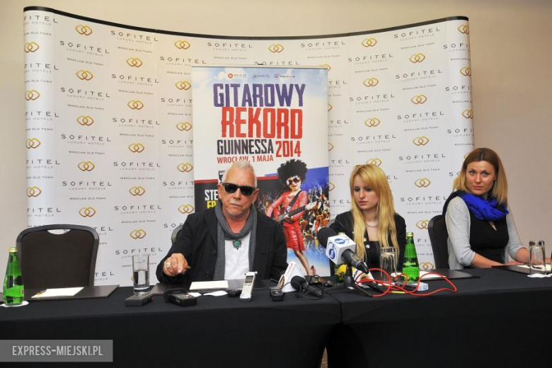 Konferencja prasowa Erica Burdona