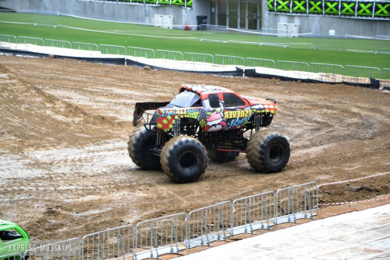 Monster Trucki na stadionie miejskim we Wrocławiu.