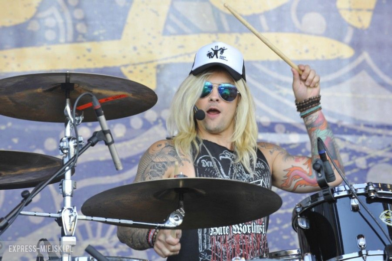 Rock For People 2015 We are Harlot