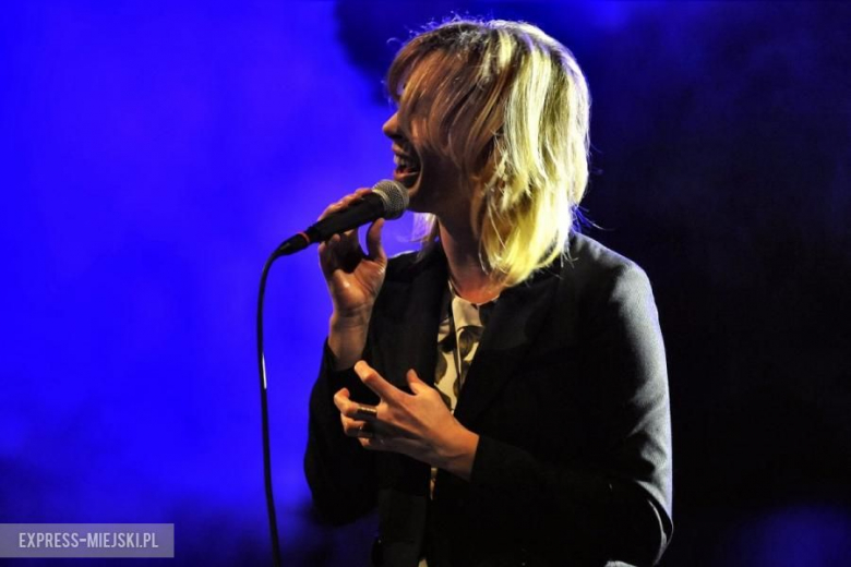 Mela Koteluk na Dzień Kobiet