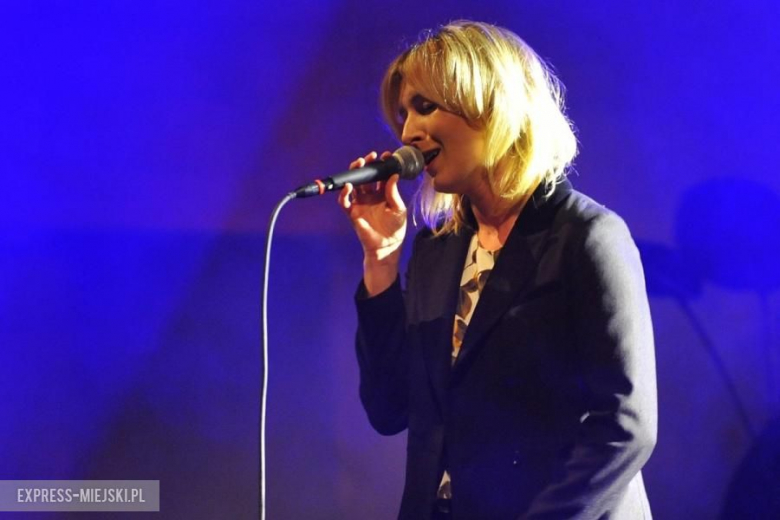 Mela Koteluk na Dzień Kobiet