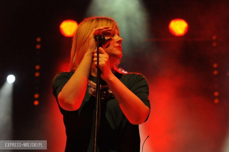 Ania Dąbrowska - Koncert promujący płytę Dla naiwnych marzycieli