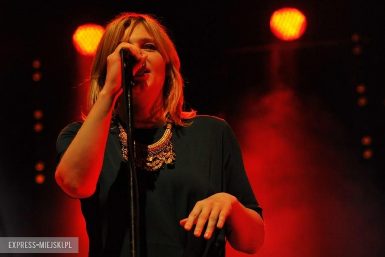 Ania Dąbrowska - Koncert promujący płytę Dla naiwnych marzycieli