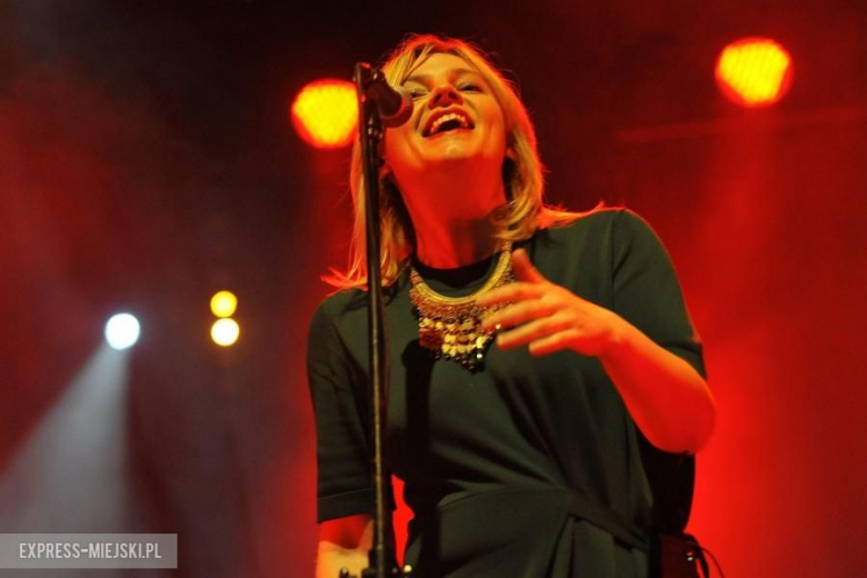 Ania Dąbrowska - Koncert promujący płytę Dla naiwnych marzycieli