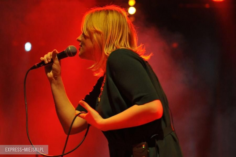 Ania Dąbrowska - Koncert promujący płytę Dla naiwnych marzycieli