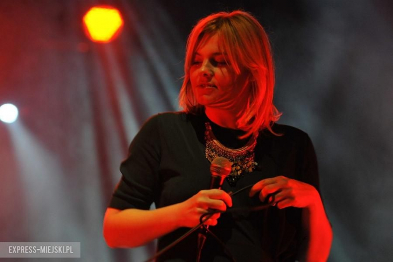 Ania Dąbrowska - Koncert promujący płytę Dla naiwnych marzycieli