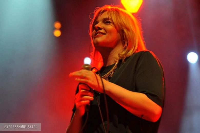 Ania Dąbrowska - Koncert promujący płytę Dla naiwnych marzycieli