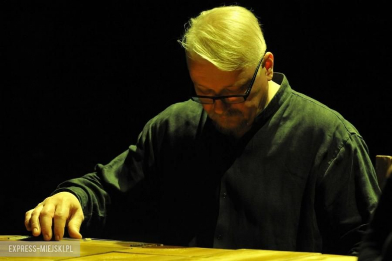 PPA 2016 - Stolik / Karbido