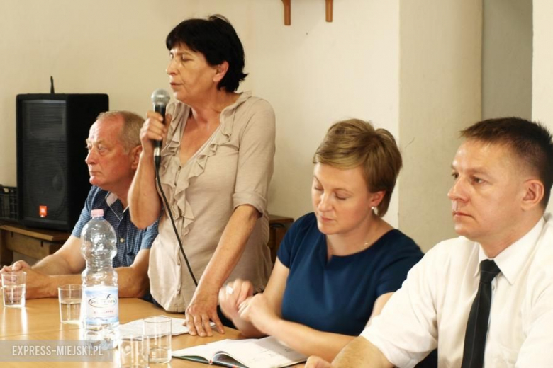 Zebranie wiejskie w Zakrzowie