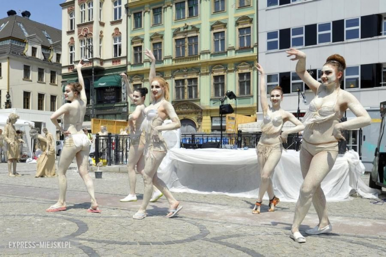 Festiwal "Wszyscy jesteśmy z tej samej gliny"