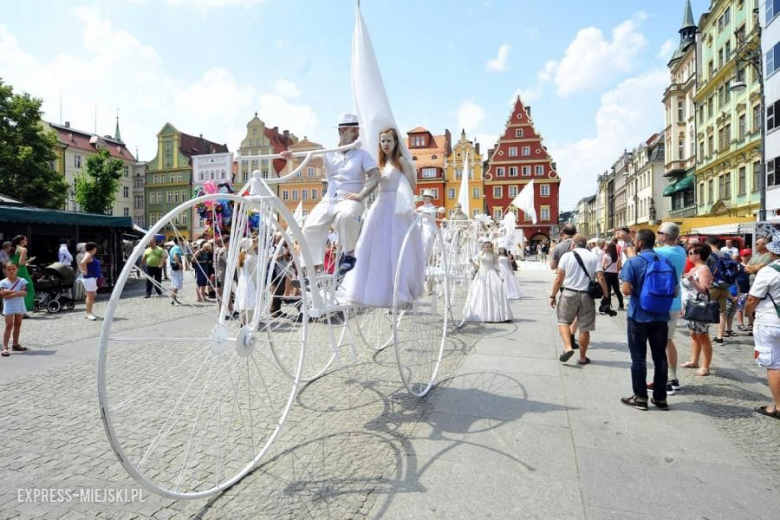 Festiwal "Wszyscy jesteśmy z tej samej gliny"