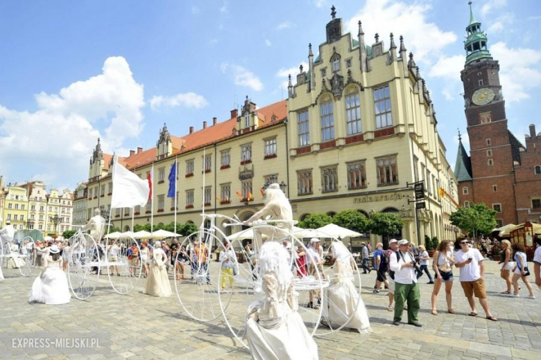 Festiwal "Wszyscy jesteśmy z tej samej gliny"