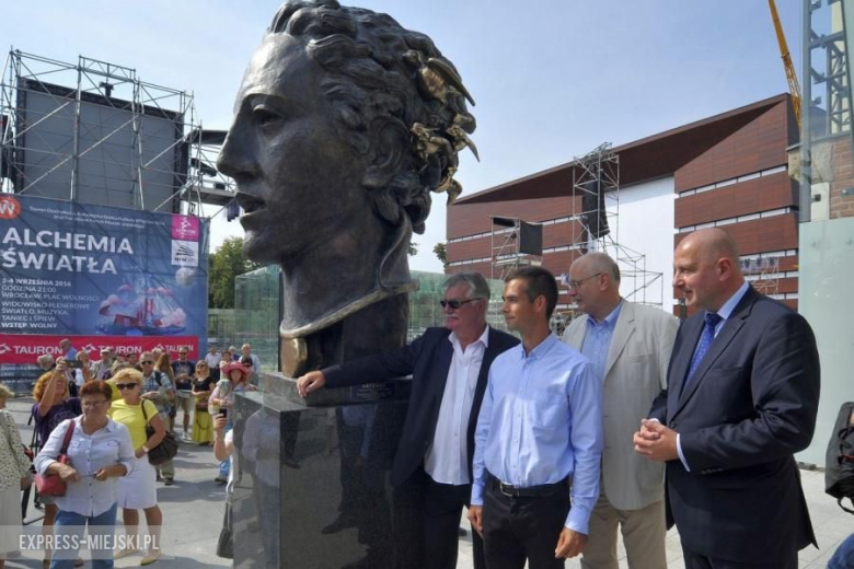 Głowa Orfeusza ku czci dzieła