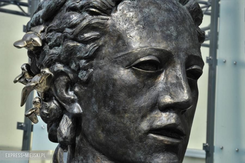 Głowa Orfeusza ku czci dzieła