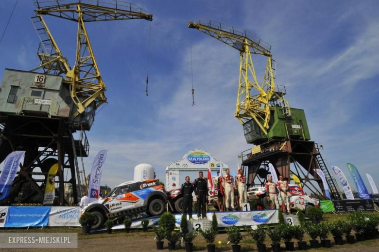 Columna Medica Baja Poland 2016