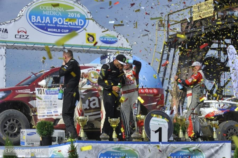 Columna Medica Baja Poland 2016