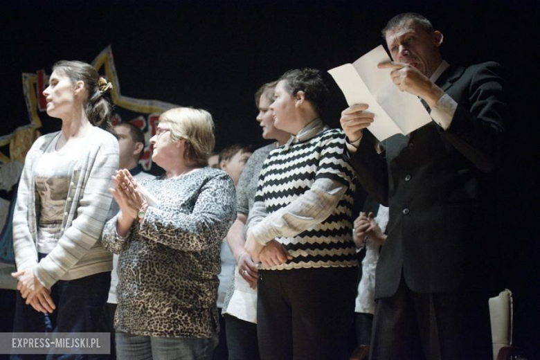 Występy młodych artystów na koncercie świątecznym