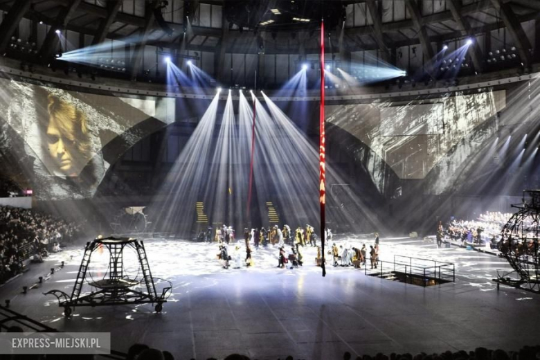 Widowisko NIEBO zakończyło ESK 2016