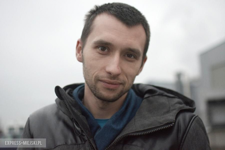 Damian Wilk, wiceprezes zarządu LZS Orzeł Bukówek. Jako drużyna naszym celem na 2017 rok jest poprawa jakości sportowej, wskoczenie na wyższy poziom rozgrywek i promowanie klubu tak, aby wiedziało o nim jak najwięcej osób.