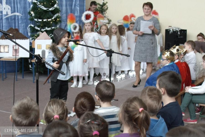 Przedszkolaki z Przedszkola "Pod Topolą" w Środzie Śląskiej