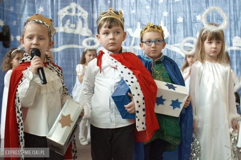 Przedszkolaki z Przedszkola "Pod Topolą" w Środzie Śląskiej