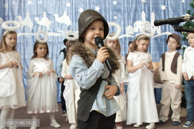 Przedszkolaki z Przedszkola "Pod Topolą" w Środzie Śląskiej