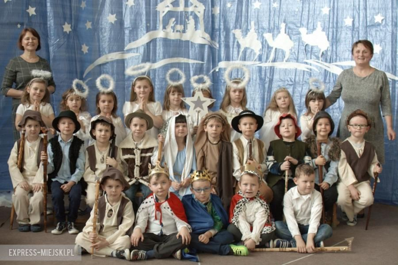 Przedszkolaki z Przedszkola "Pod Topolą" w Środzie Śląskiej