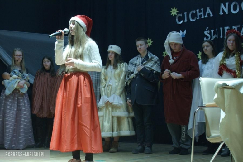 Jasełka w wykonaniu gimnazjalistów