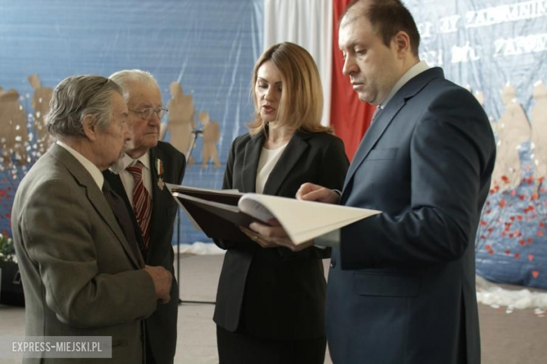 77. rocznica I Masowej Deportacji Polaków na Sybir - uroczystości szkolne