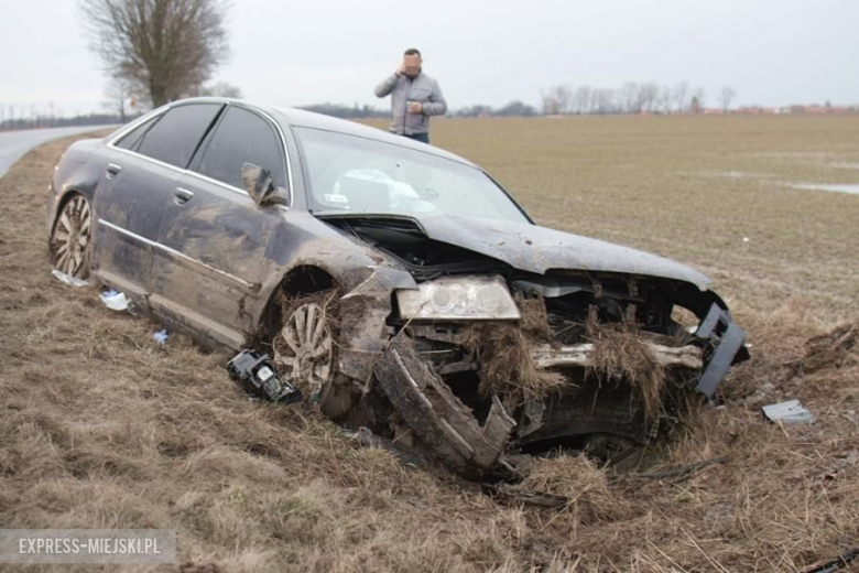 Wypadek samochodowy za Cesarzowicami
