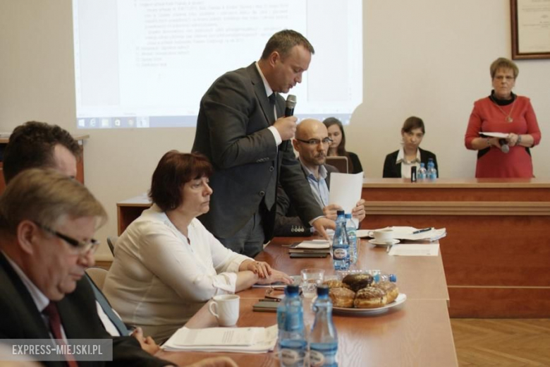 Sesja powiatowa w Środzie Śląskiej